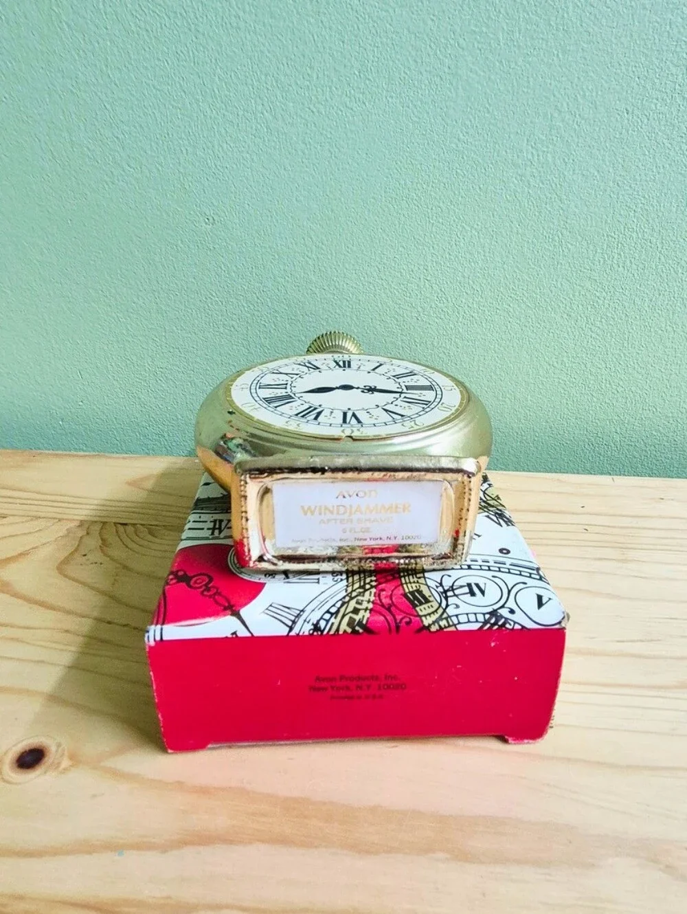 Vintage Avon Daylight Shaving Time Pocket Watch Decanter with Original Box